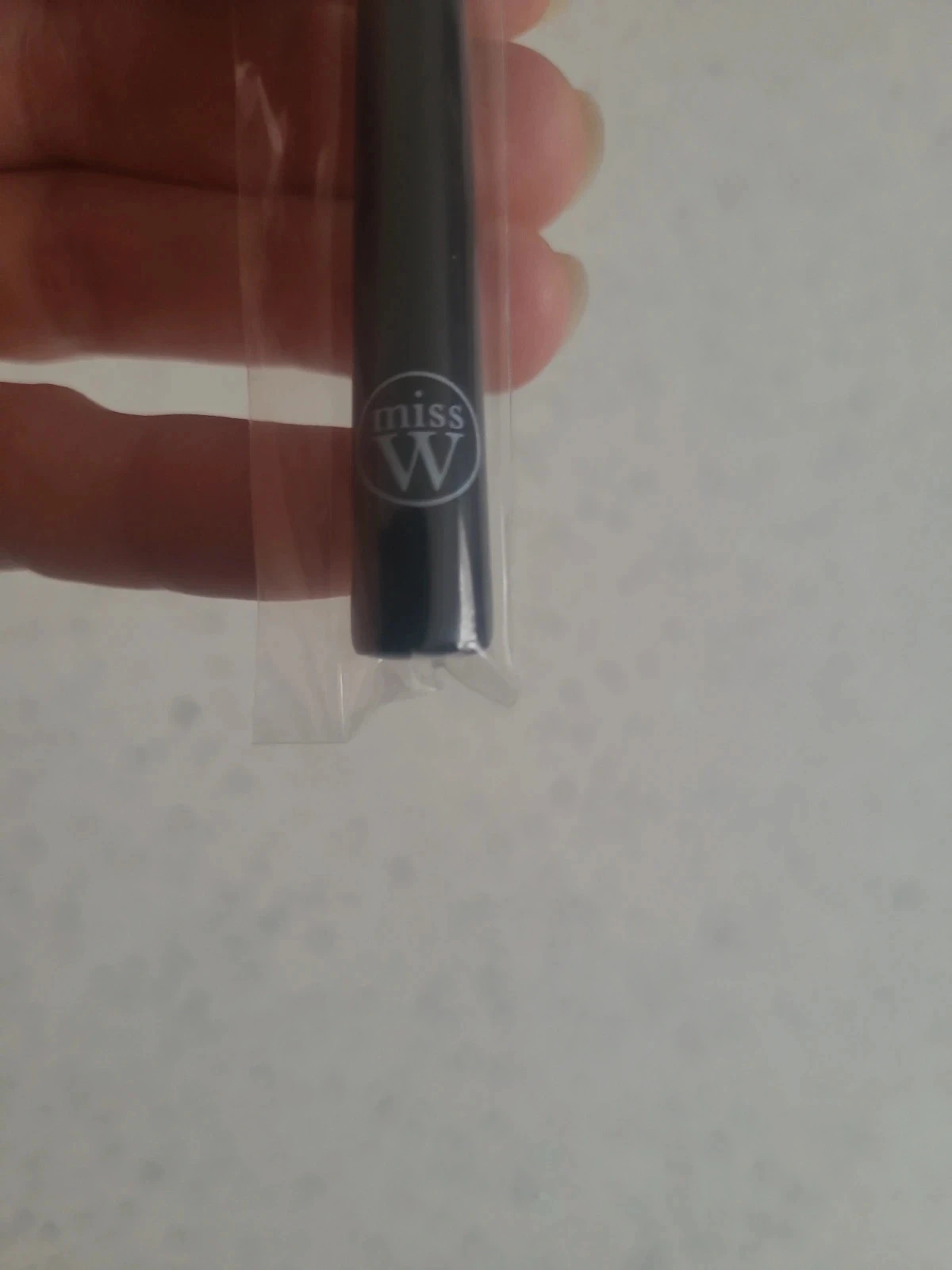 Eyelid Brush – photo 3